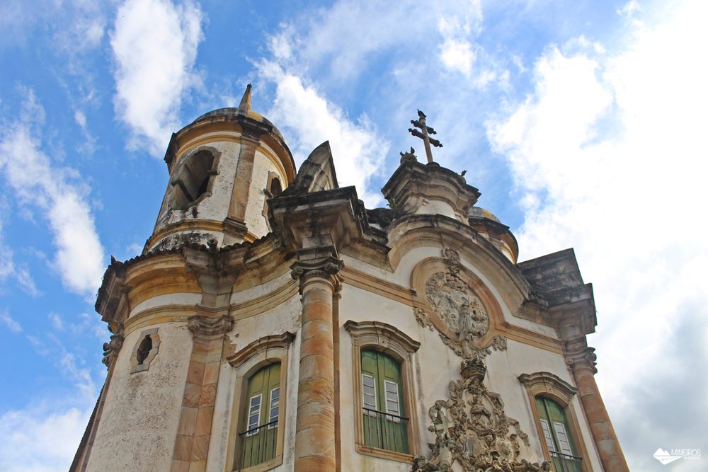 A Igreja São Francisco de Assis, em Ouro Preto (MG),é uma das mais importantes do país, pois reúne obras Aleijadinho e Mestre Ataíde.