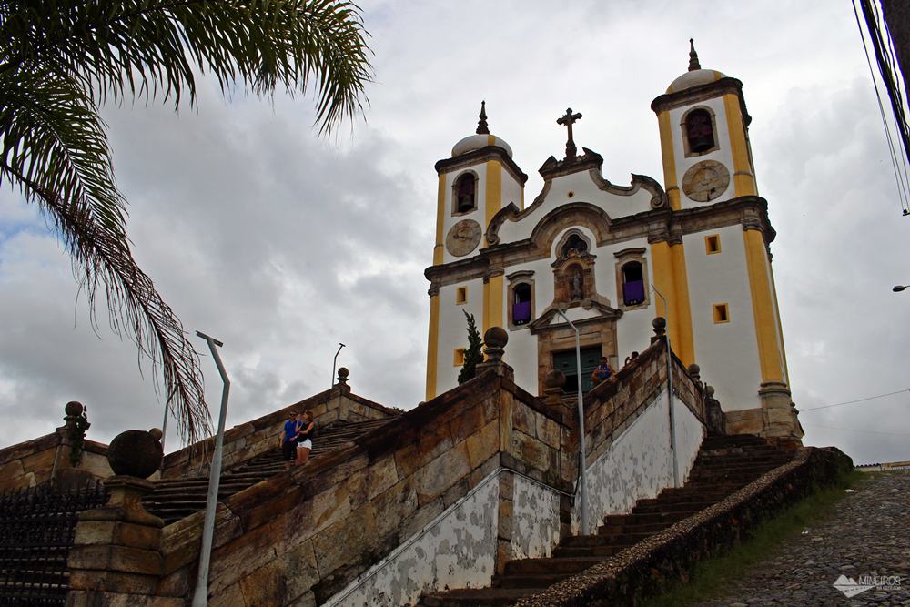 A Igreja de Santa Efigênia, em Ouro Preto, teria sido construída encomendada pelo ex-escravo Chico Rei.