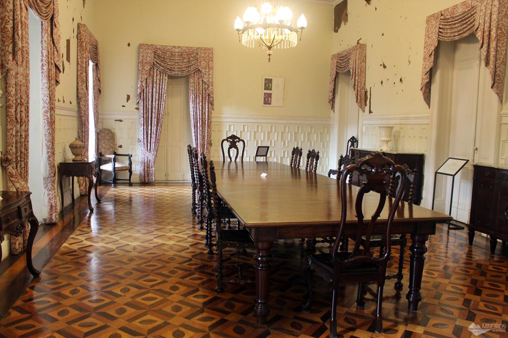 O Palácio Rio Negro foi construído em 1889 e foi, por muitos anos, residência de verão dos Presidentes da República, em Petróolis. Hoje, é um museu gratuito.