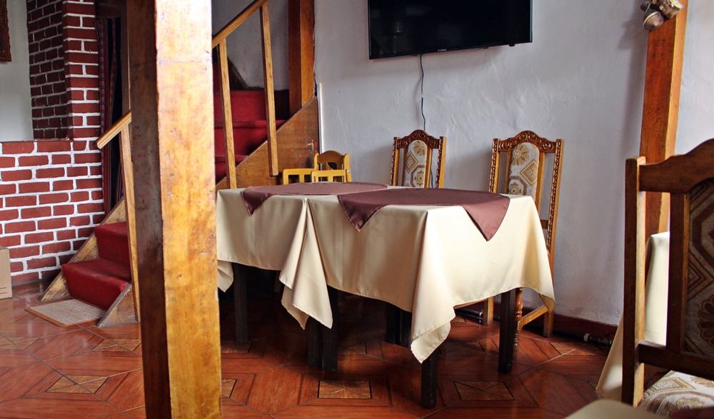 Restaurantes Econômicos que servem menu turístico em Cusco