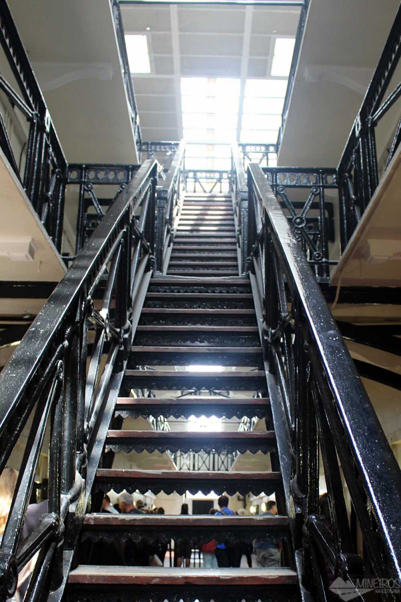 Como é a visita à temível Crumlin Road Gaol, uma prisão que encarcerou de assassinos a crianças, na Irlanda do Norte.