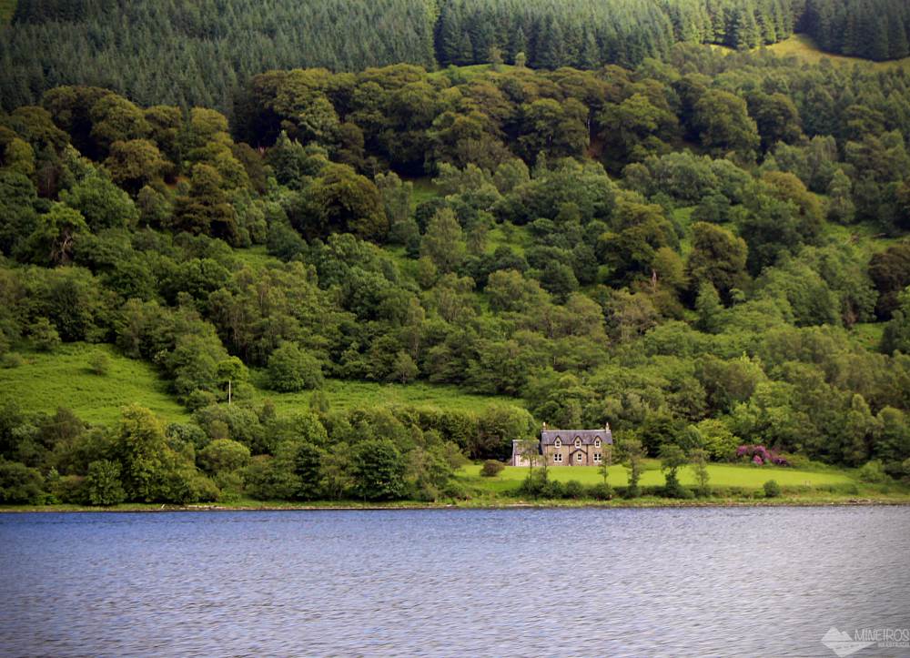 Como é o tour para a região oeste das Highlands (West Highlands), como visita ao Loch Lomond, Doune Castle e Inveraray Castle.