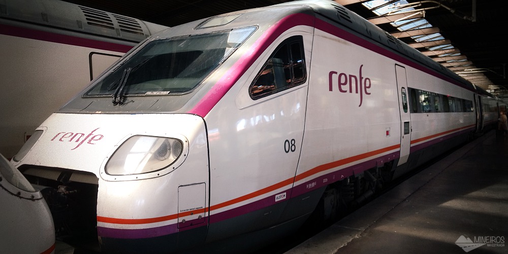 Como é viajar de trem de Barcelona para Paris