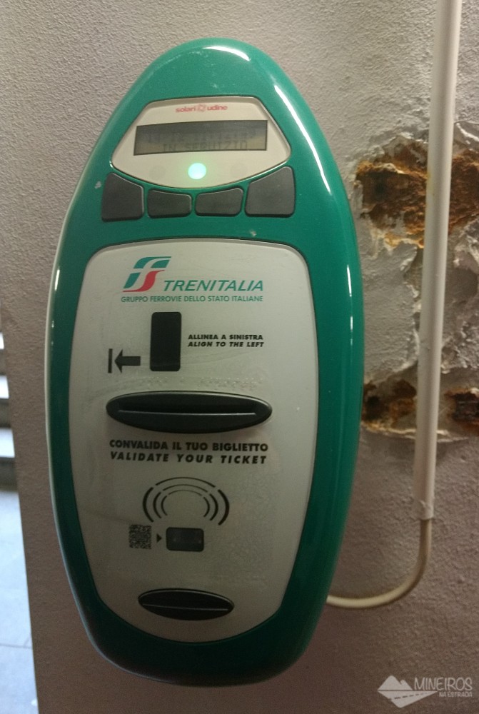 validador de tíquete de trem Italia