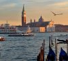 Como usar o vaporetto, o transporte público de Veneza