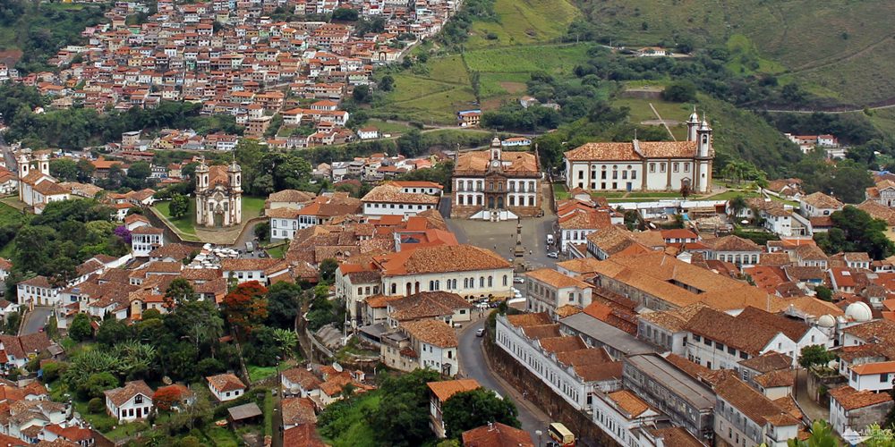 Igrejas são grandes atrações em Ouro Preto. Das mais singelas às mais adornadas, veja 19 igrejas, capelas e passos para conhecer na cidade.